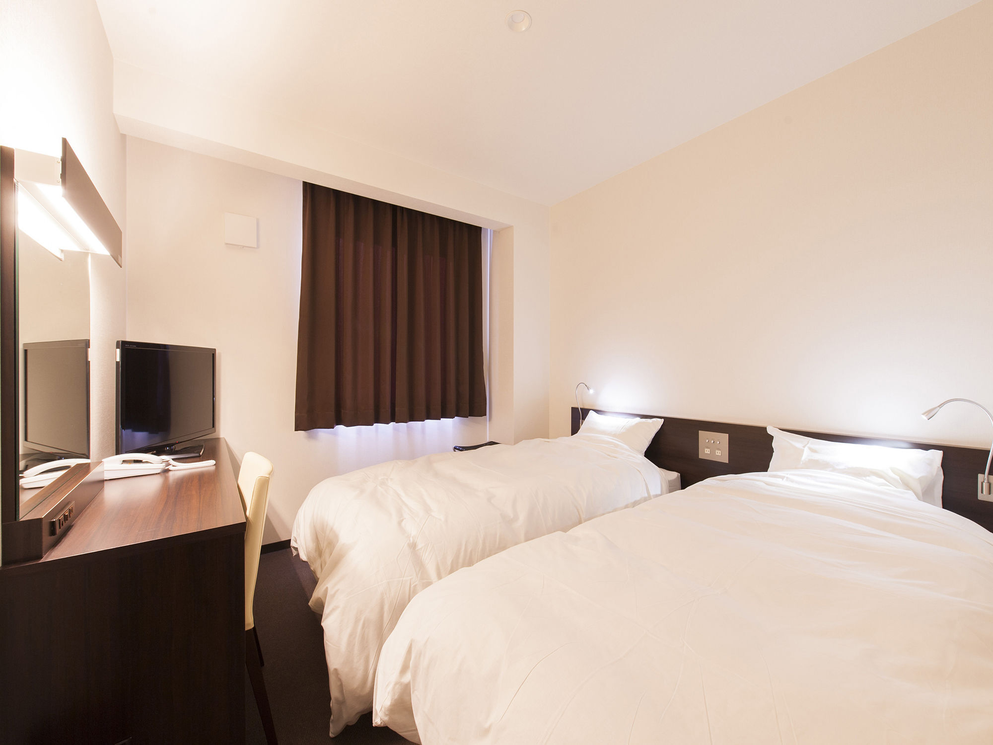 Hana Hotel Fukaya & Spa Exterior foto